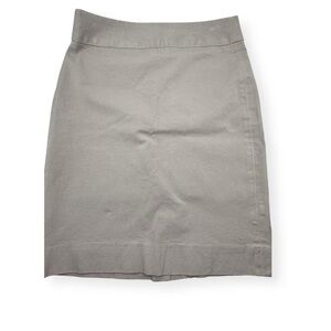 Banana Republic Size 6 Beige‎ Pencil Skirt Excellent PreOwned Cond. Boss Classy